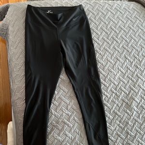 Nike dri-fit black leggings